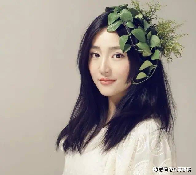 原创            从 “国民初恋” 沦为 “辱华艺人”，夏馨雨亲手毁掉自己的演艺路