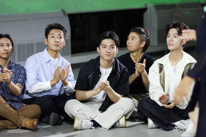 原创            首个学习型演员剧综培育节目启动，《江南·十二场欢聚》选手亮相