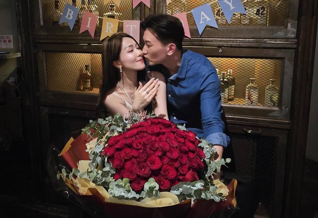 原创            TVB男星未婚妻家族背景曝光，获封「亿元驸马」直言抬举，称努力做好本分