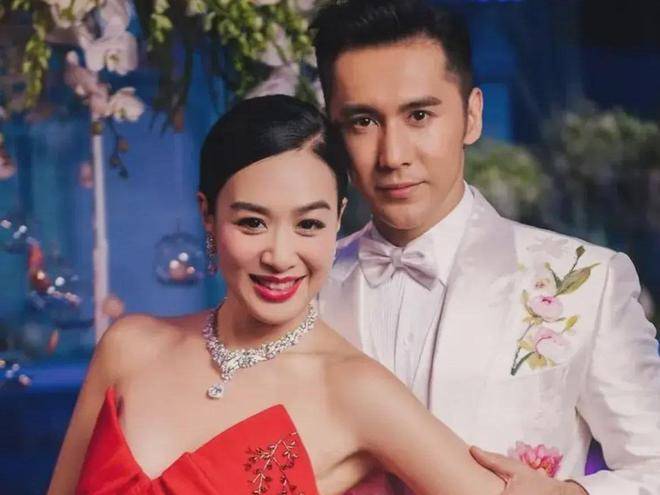 原创            张伦硕回应钟丽缇一见钟情说法，恋综相识，观众：演技似乎有些勉强？