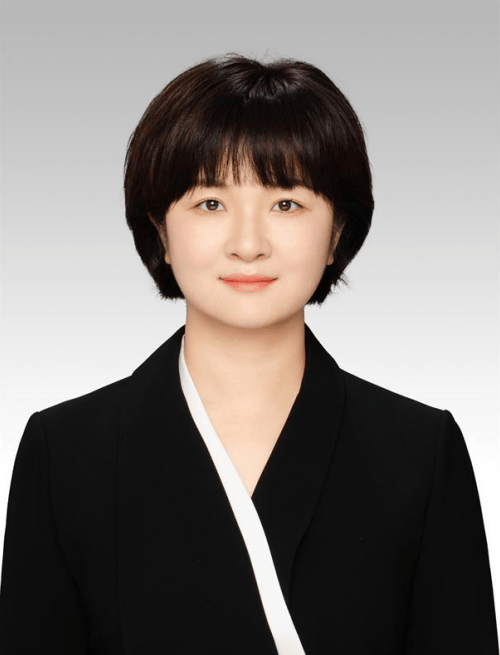 生于1987年的李金玲，任职不到1年再提拔