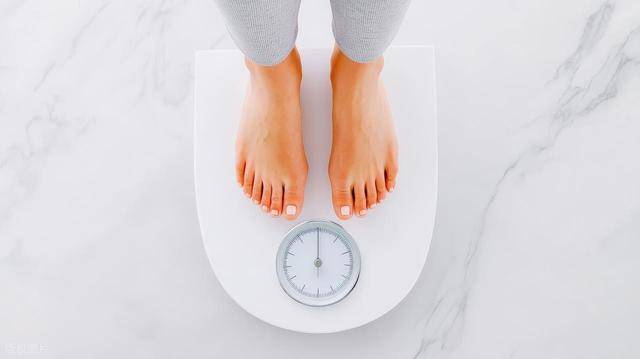 体重降多少该慌？这组数字比减肥目标更该记！