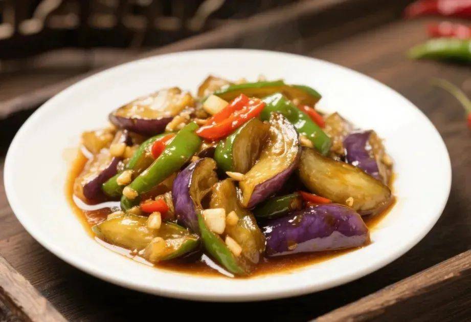 茄子的“禁忌”，两者不能同食，否则就是没病找病，爱吃茄子的注意了！