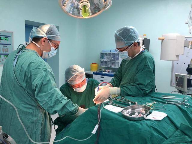 医生再三提醒：一旦做了心脏支架手术，停止做这4件事，以免复发