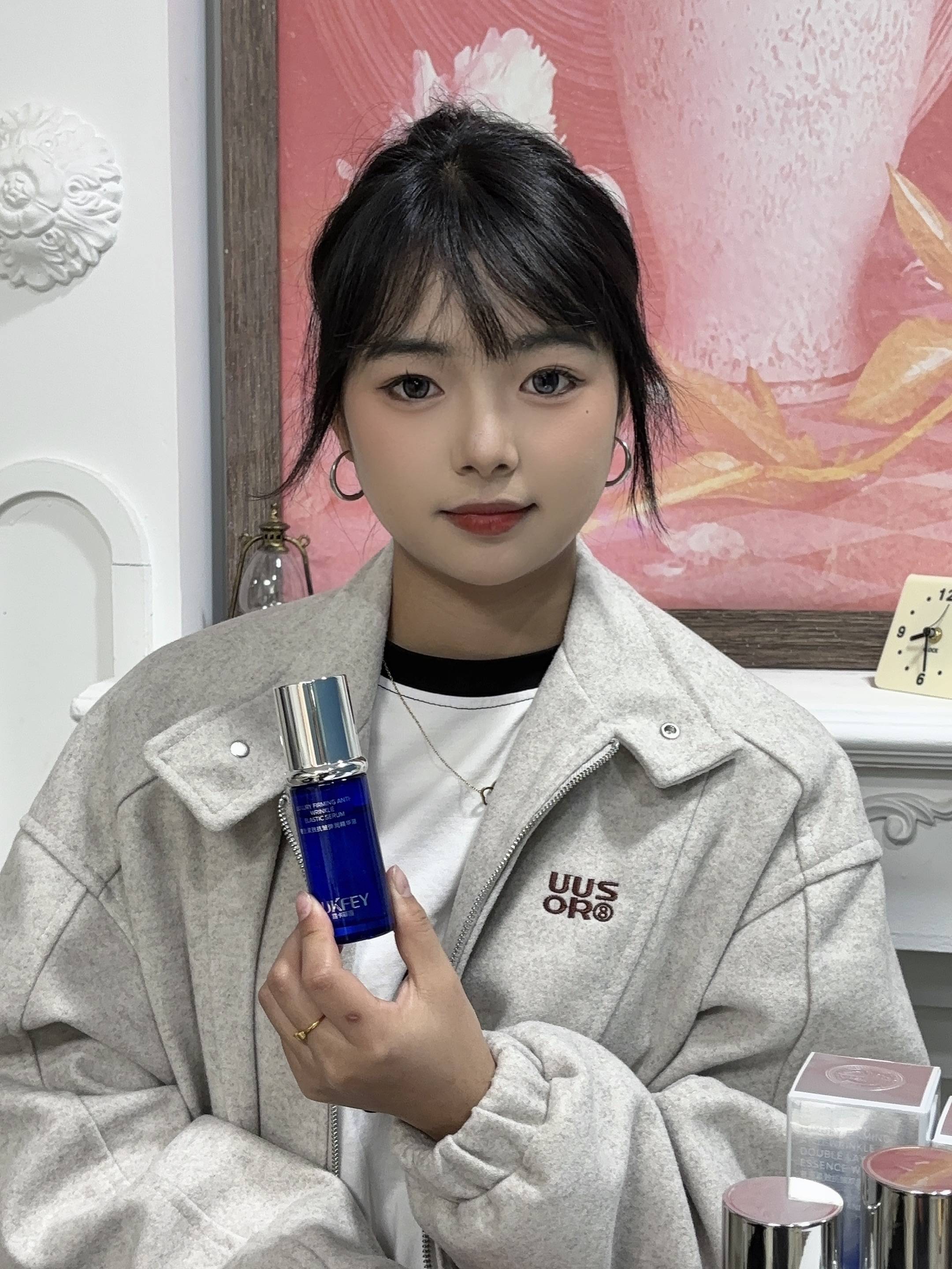 熬夜党急救！3分钟按摩+这套抗皱CP拯救我的垮脸危机