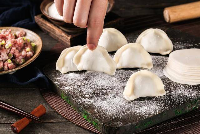 减肥馋饺子？这些吃法让你大胆炫不胖！