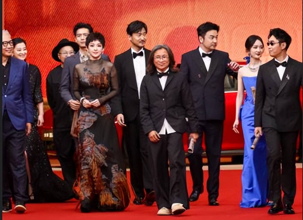 原创            暑期档不止杨幂赵丽颖章子怡，还有梅婷的《酱园弄》《恶意》刷屏