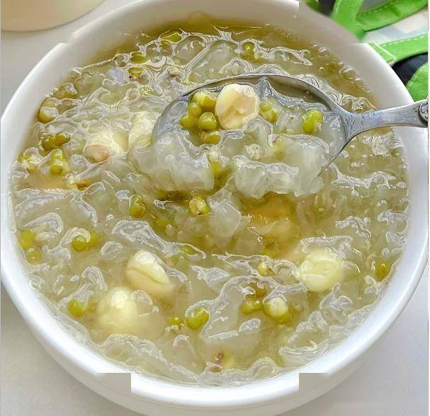 原创            “绿豆配一宝，少往医院跑”！一健脾，二祛湿，三消暑，别不懂吃