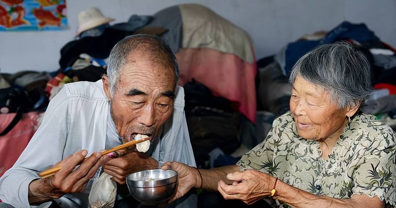 原创            人到老年，患癌的概率反而变小了？相关研究揭示其中的原因