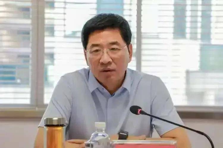 广西壮族自治区人大常委会原党组成员、副主任，桂林市委原书记周家斌严重违纪违法被开除党籍和公职