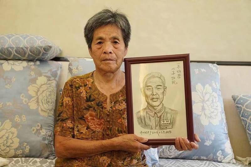 原创            英雄王杰的8年未婚妻：王杰牺牲后一生未“改嫁”，后来过得怎样