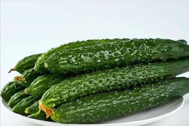 医学研究：每天吃一个黄瓜，糖尿病和脑梗死亡风险骤减？真的吗