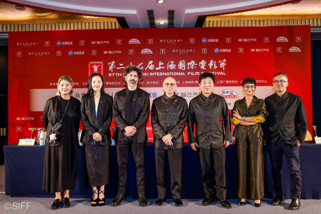 上海国际电影节评审团集体亮相，托纳多雷：今年我终于来了