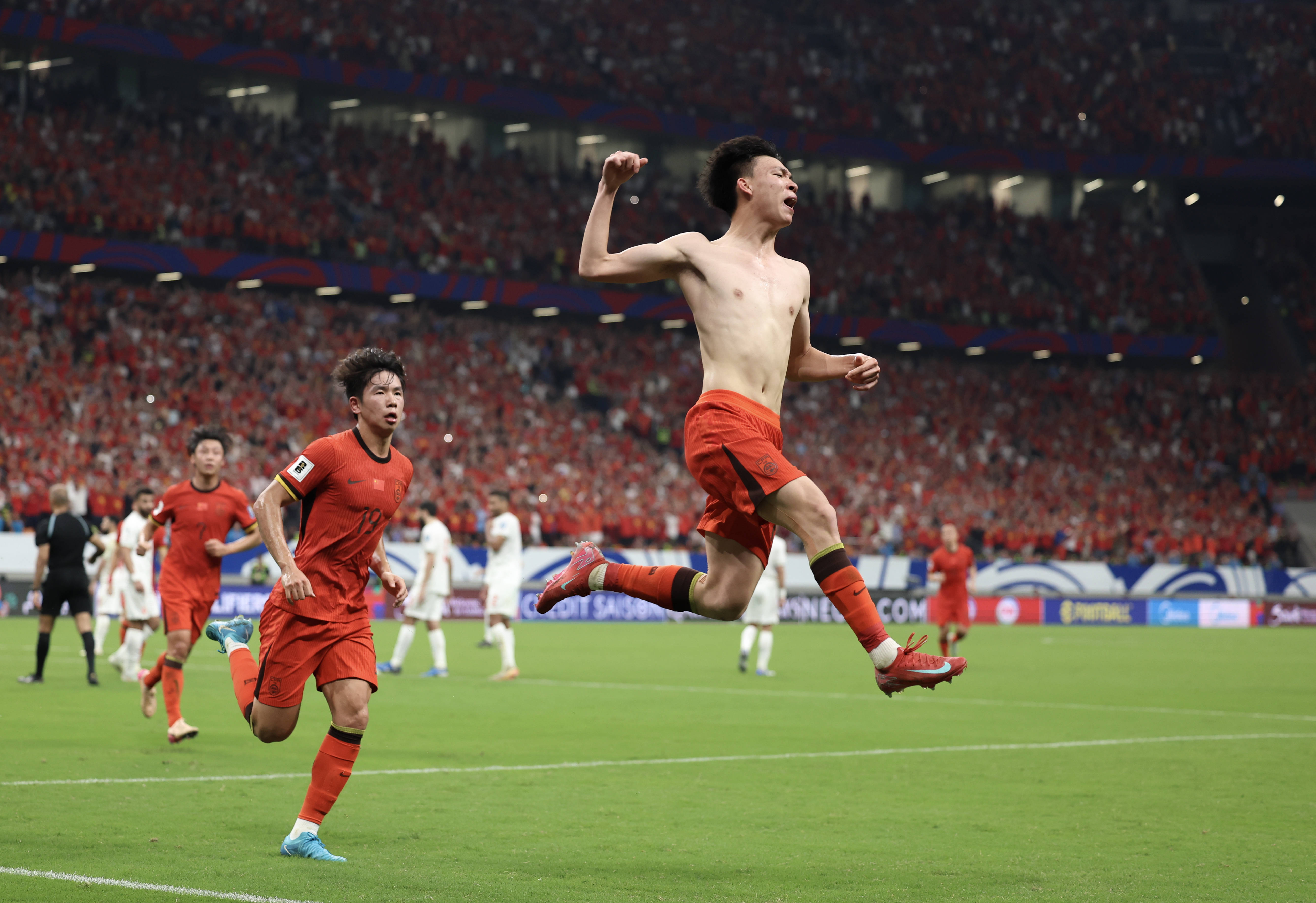 王钰栋：感谢韦世豪让出10号给我 罚点球前伊万问过自己