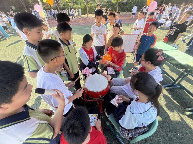 “趣”玩 与你“童”乐——合肥市红星路小学举办2025年校园文化艺术节游园会