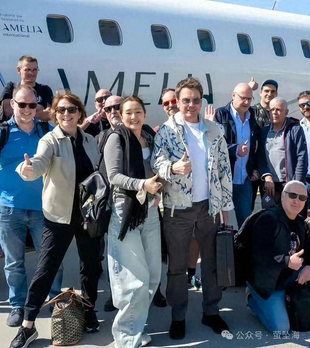 原创            59岁巩俐与法国丈夫合照上热搜，年龄差17岁，二人看上去都很年轻