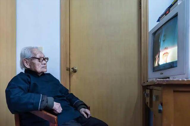 糖尿病去世的人越来越多？医生：天热宁可看看电视，也别做3件事