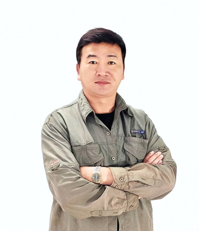 著名油画家李国良作品赏析