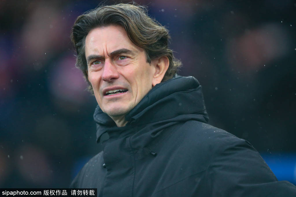 热刺逆袭！穆贝乌姆转会风云突变，曼联立场曝光