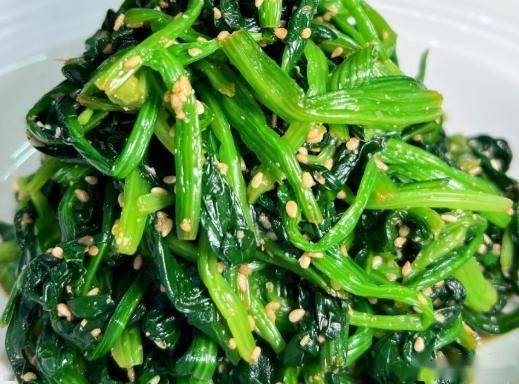 原创            天热易流汗，“补钾”是关键，这4种绿色蔬菜，流汗越多越要常吃