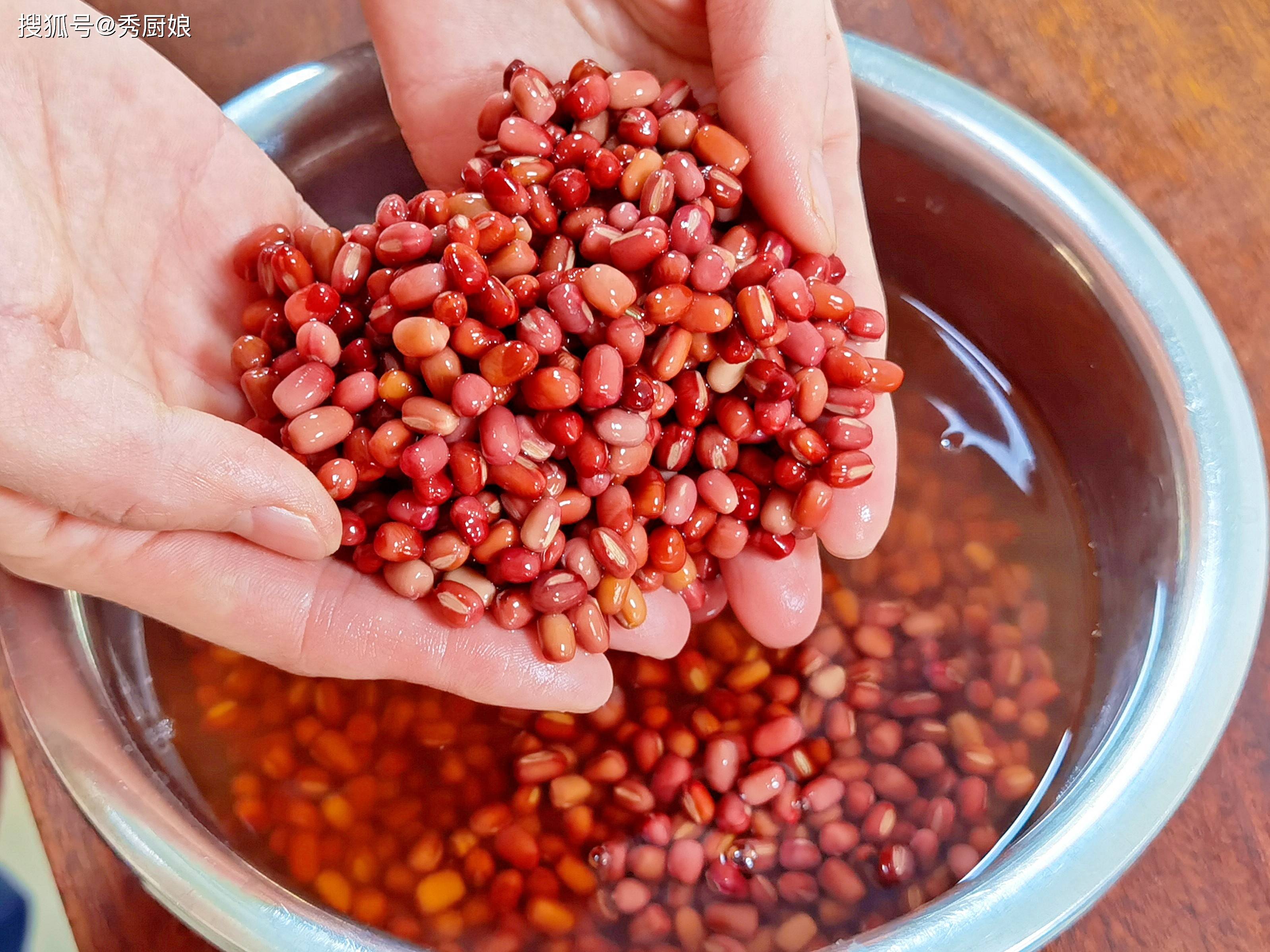 原创            没事多吃红豆，教你3个简单做法，健脾祛湿，养颜美容，面色红润