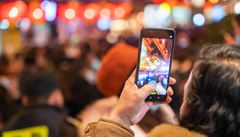 “王心凌画质”，成了国产手机标配？