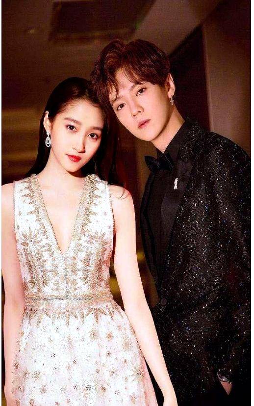 原创            陈赫邓超深夜为鹿晗加油，15年兄弟情深厚，关晓彤始终未发声