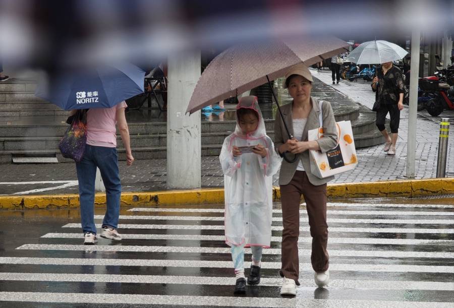 红豆薏米粥“祛湿”得用赤小豆而不是红豆！梅雨季防身心“发霉”，有门道！