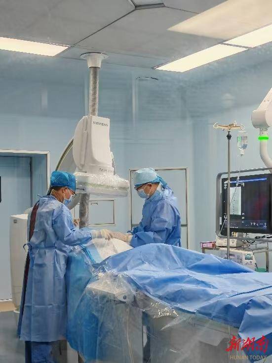 “缠腰蛇”剧痛难忍？看这家医院如何用“电脉冲”破解顽痛困局