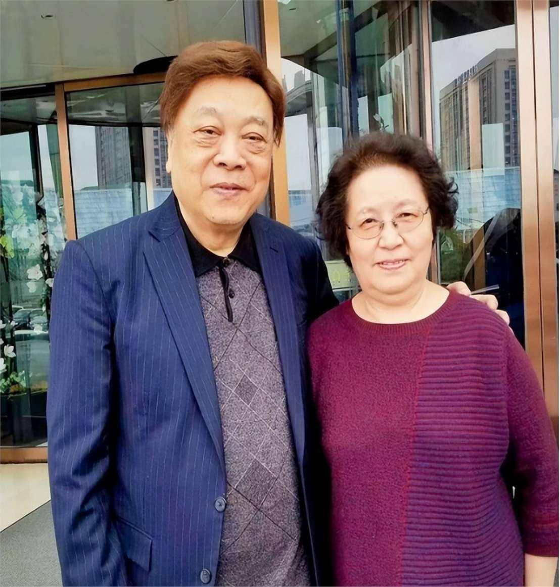 原创            赵忠祥病逝多年，再看遗孀张美珠的选择，才知道赵忠祥有多明智