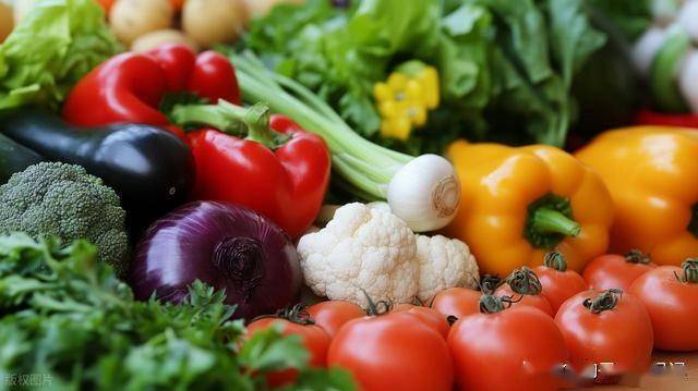 “湿气不祛，越补越毒”，天热常吃5样菜，精神头足，一身轻松