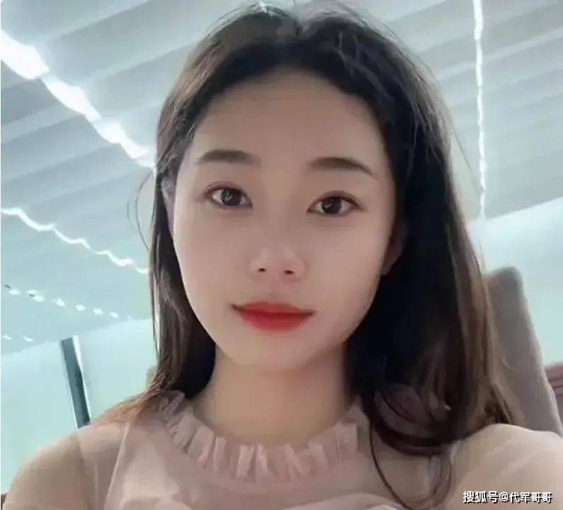 原创            25岁湖北美女悦悦去世，为救闺蜜落水溺亡，妈妈悲痛发文