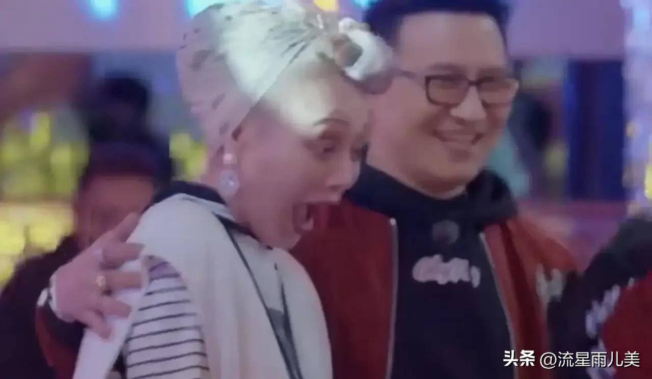 原创            汪峰牵手宁静引绯闻, 其实是精心策划的局, 故弄玄虚的背后真相