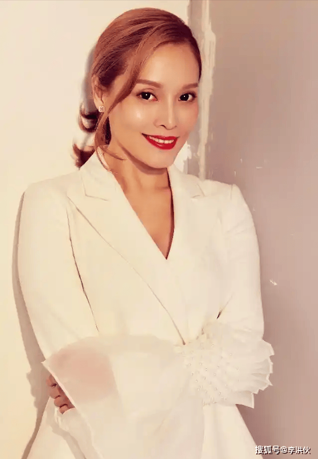 原创            《杨光的快乐生活》女主角，杨少华去世哭花了妆，与杨议关系匪浅