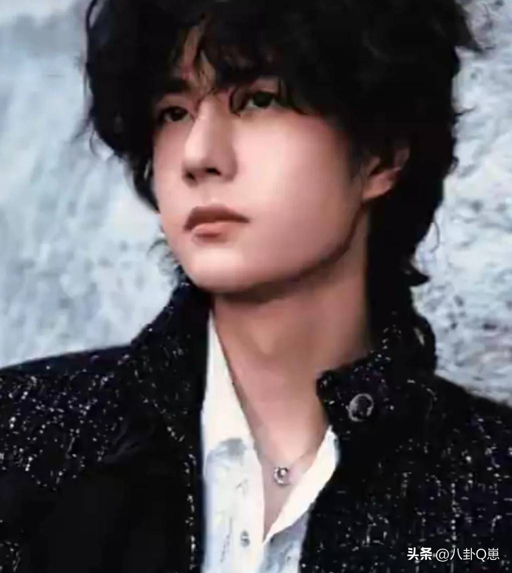 原创            400天不进组算什么，王一博一场秀霸榜，咖位惊人全球热搜