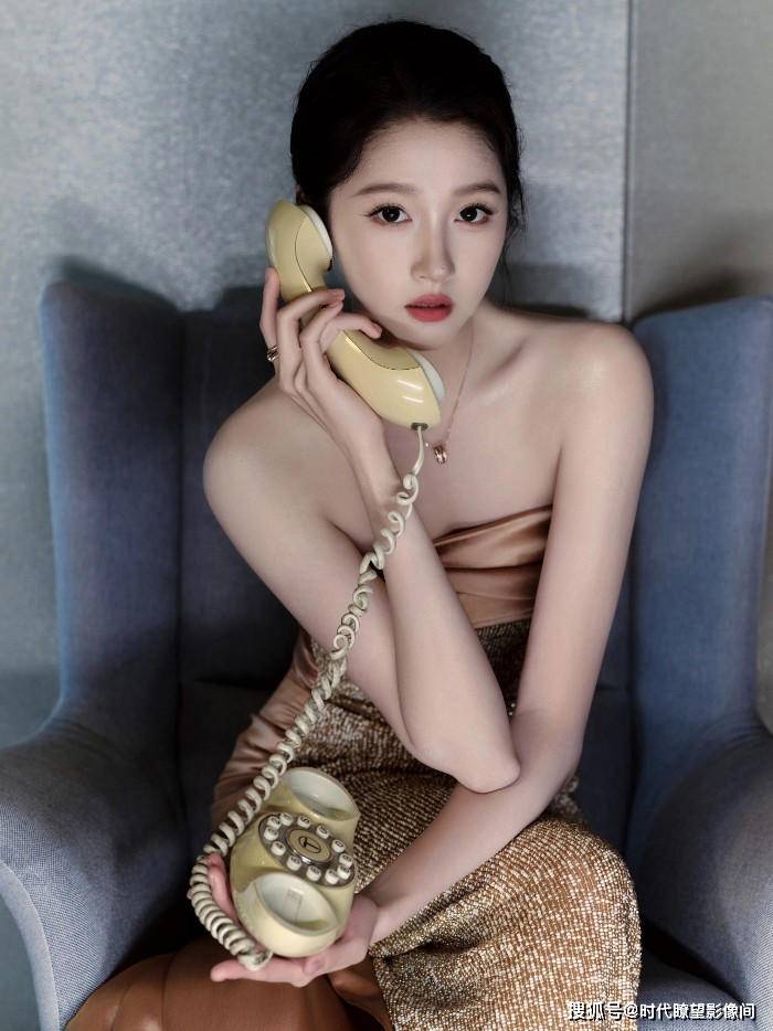 原创            绝了！关晓彤的无痛减肥法，躺着也能瘦？