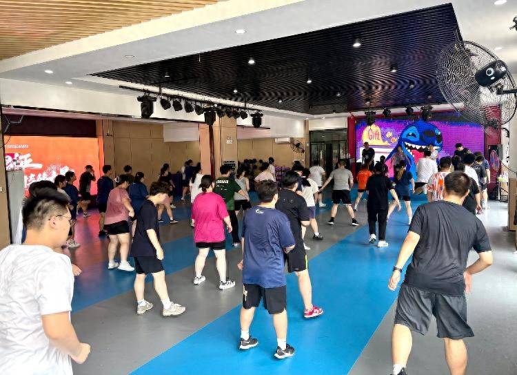 暑期青少年减重迎来高峰期 减重门诊号源已经供不应求