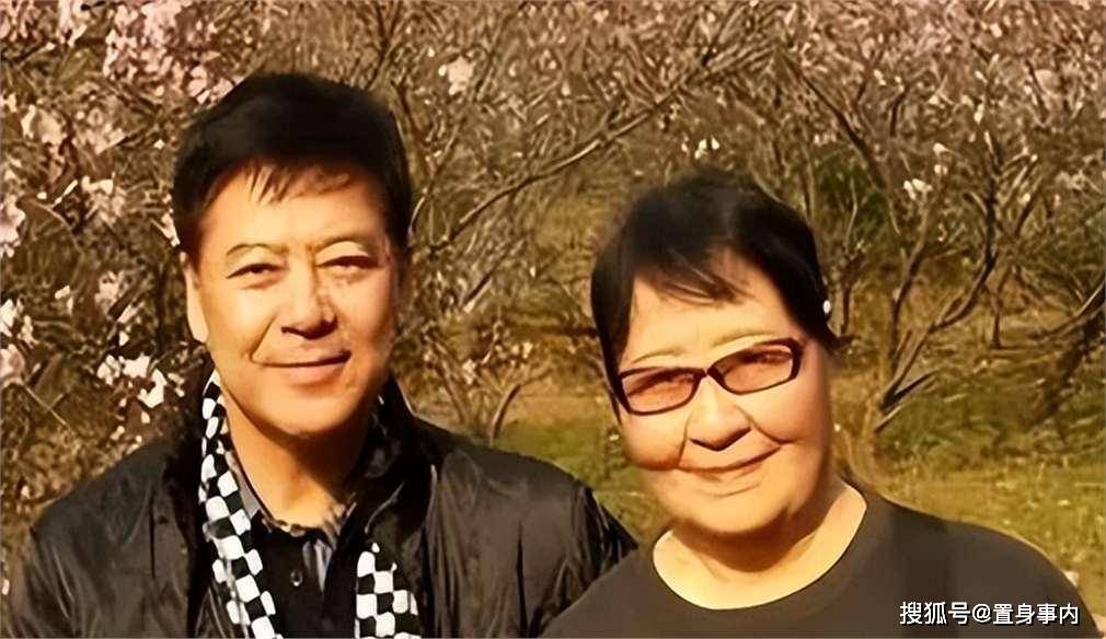 原创            演员颜世魁：一生苦难，如今的他单身无子嗣，母亲不敢老去