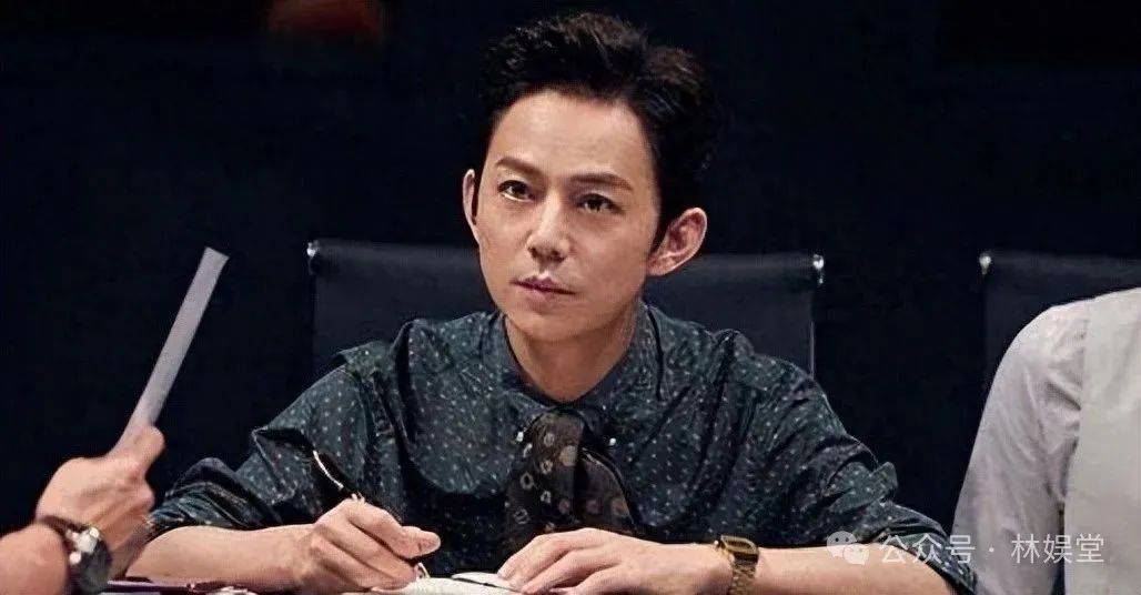 主持人何炅：被保姆起诉、节目停播，五十岁无妻无子，如今过得怎样？