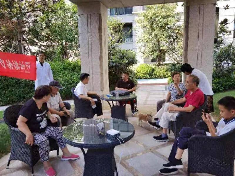 郑德华：守一间诊室 护一方乡亲