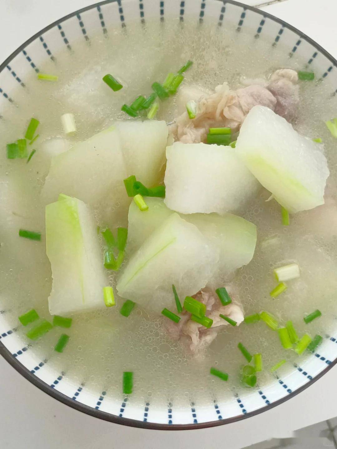 7月20入伏，少吃大鱼大肉，多吃四样，清热解暑，祛湿解乏精神足