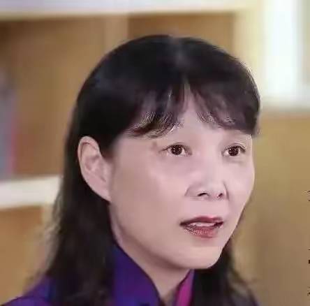 原创            20亿争产案开庭！宗馥莉身后神秘女人浮出水面，竟是娃哈哈"影子司令"