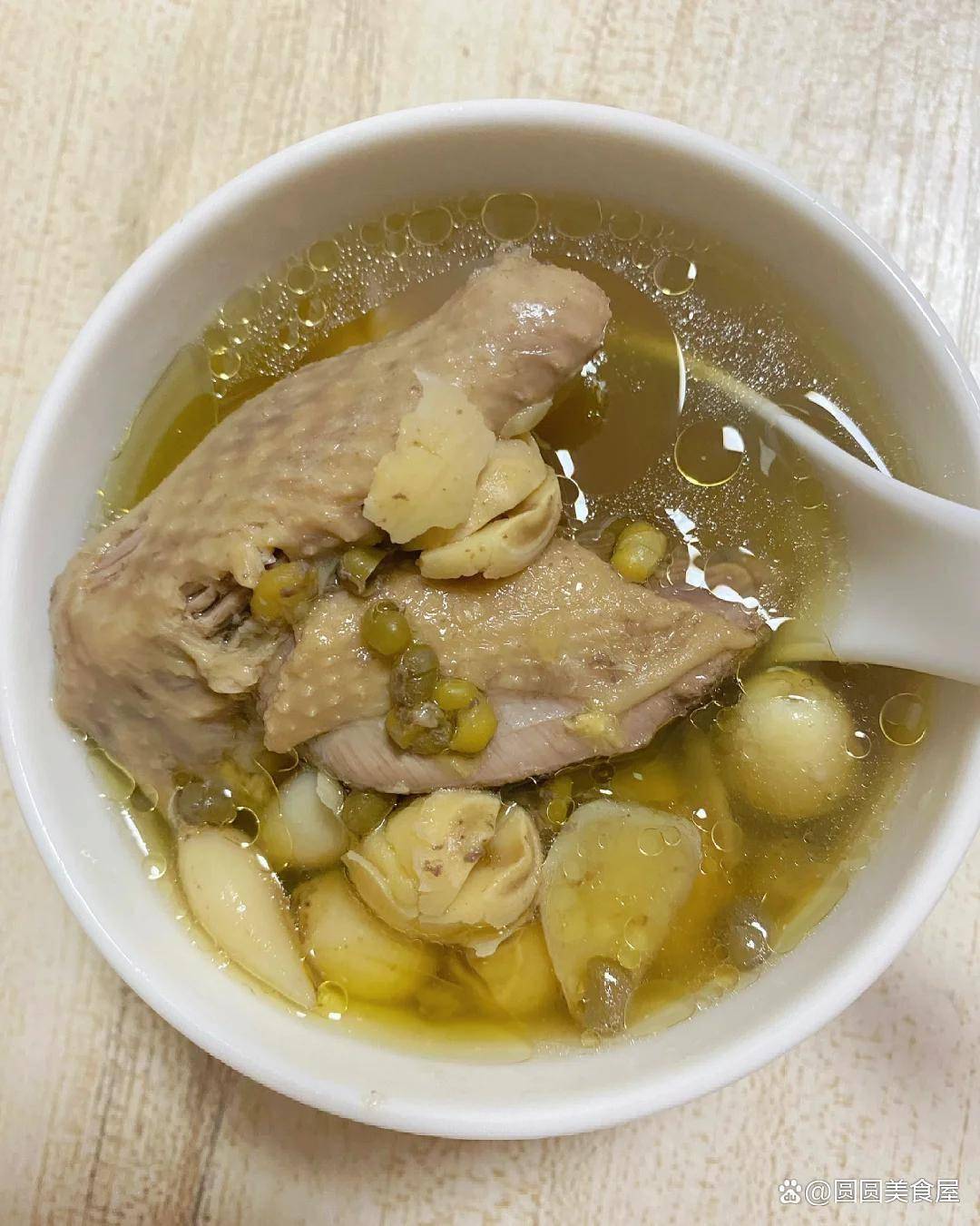 原创            小暑喝汤，天热不慌，6道炖汤要常喝，消暑解渴过夏天