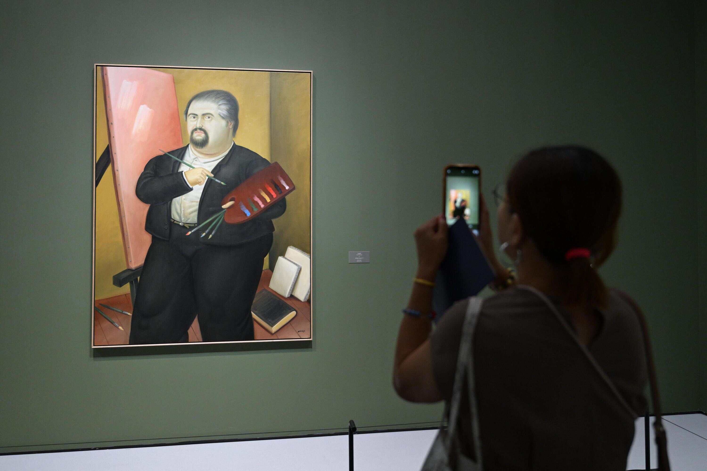 【视频】美术馆奇妙夜：最会画胖子的拉美画家，在广州白鹅潭“重生”了？