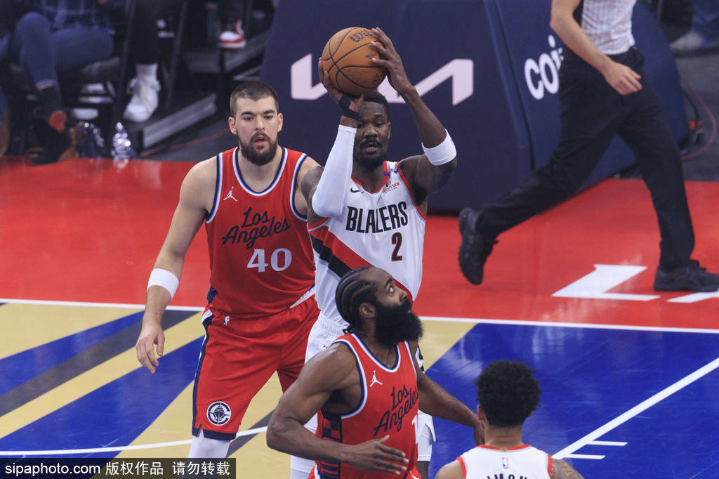 湖人2年合同签下艾顿！放弃1000万薪水投奔詹姆斯东契奇