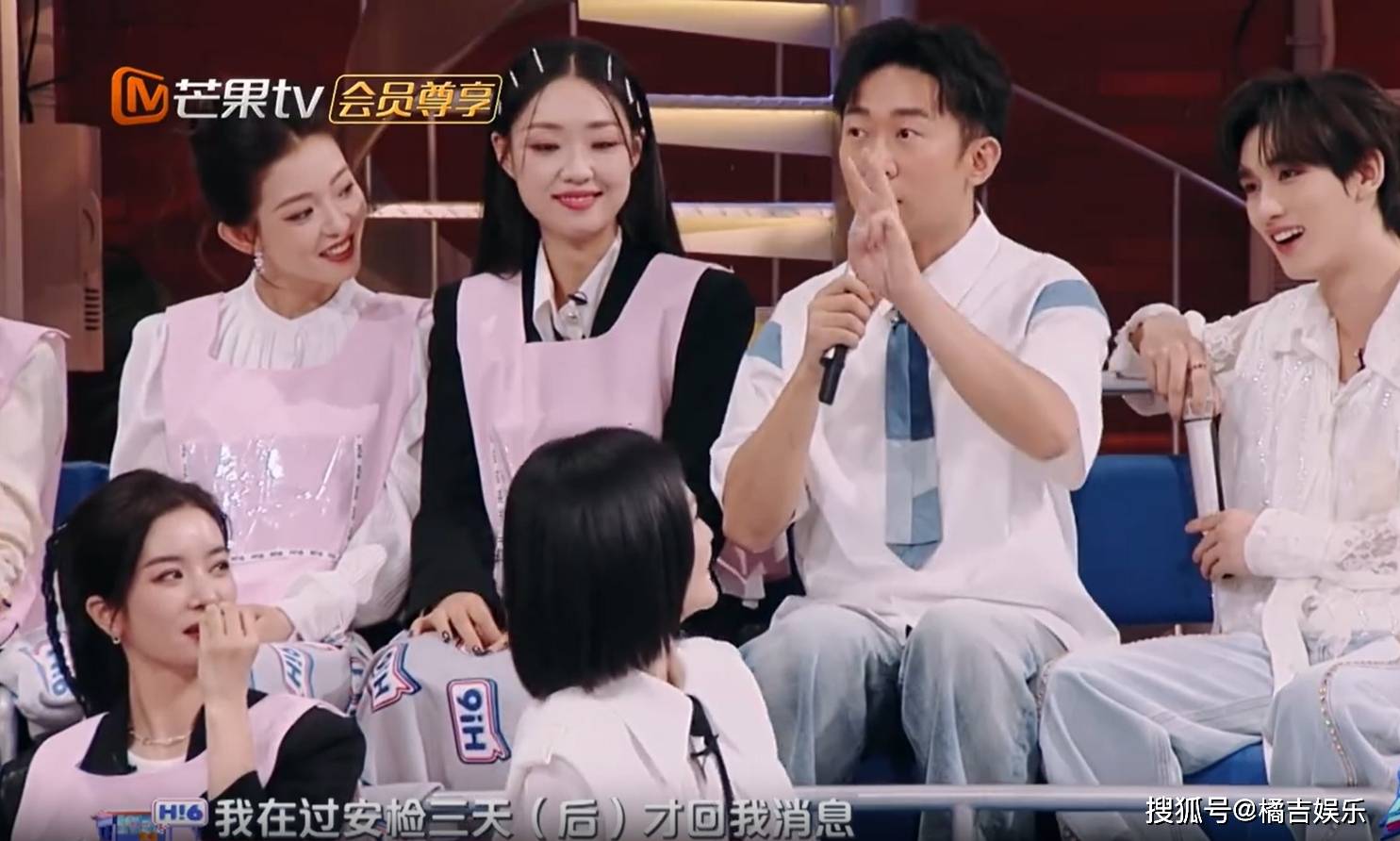 原创            谢娜时隔三天才回杨迪微信