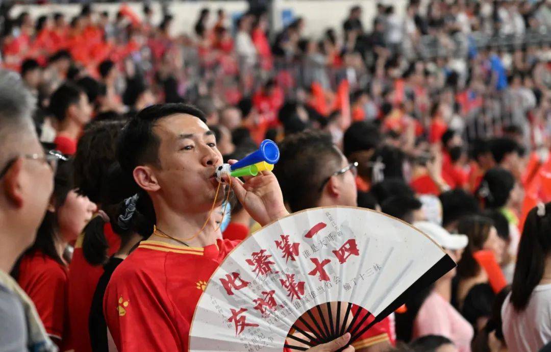 “整个江苏都是赢家”：海外媒体与网友关注“苏超”