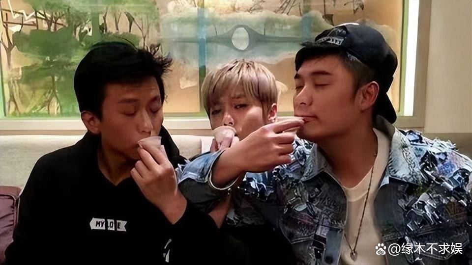 原创            鹿晗患病风波愈演愈烈，陈赫回应反惹质疑，多次被拍醉酒还呕吐！