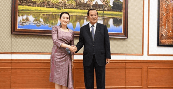 泰柬冲突第4天，美国开始介入，特朗普威胁奏效？佩通坦2次表态，洪森把里子面子全输了？