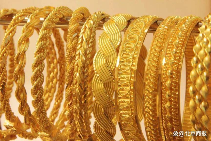 注意！8月1日起，现金买黄金、钻石超过10万元需上报